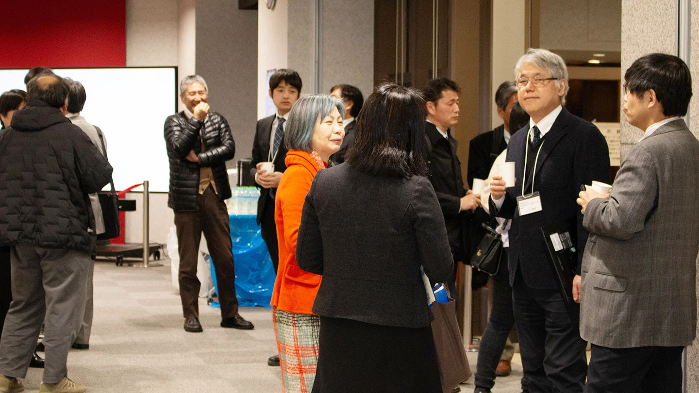 閉会後の情報交換会