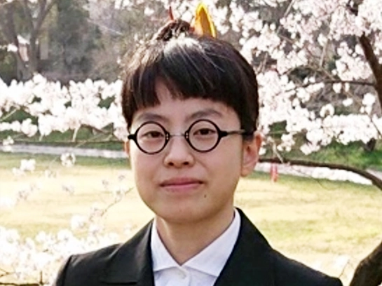 國重 莉奈
