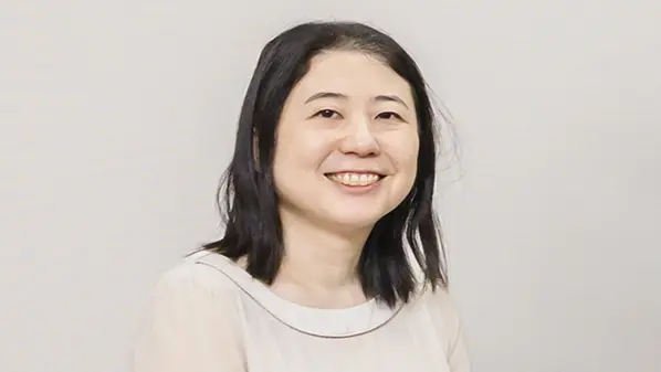 人物写真:岡田佐織准教授
