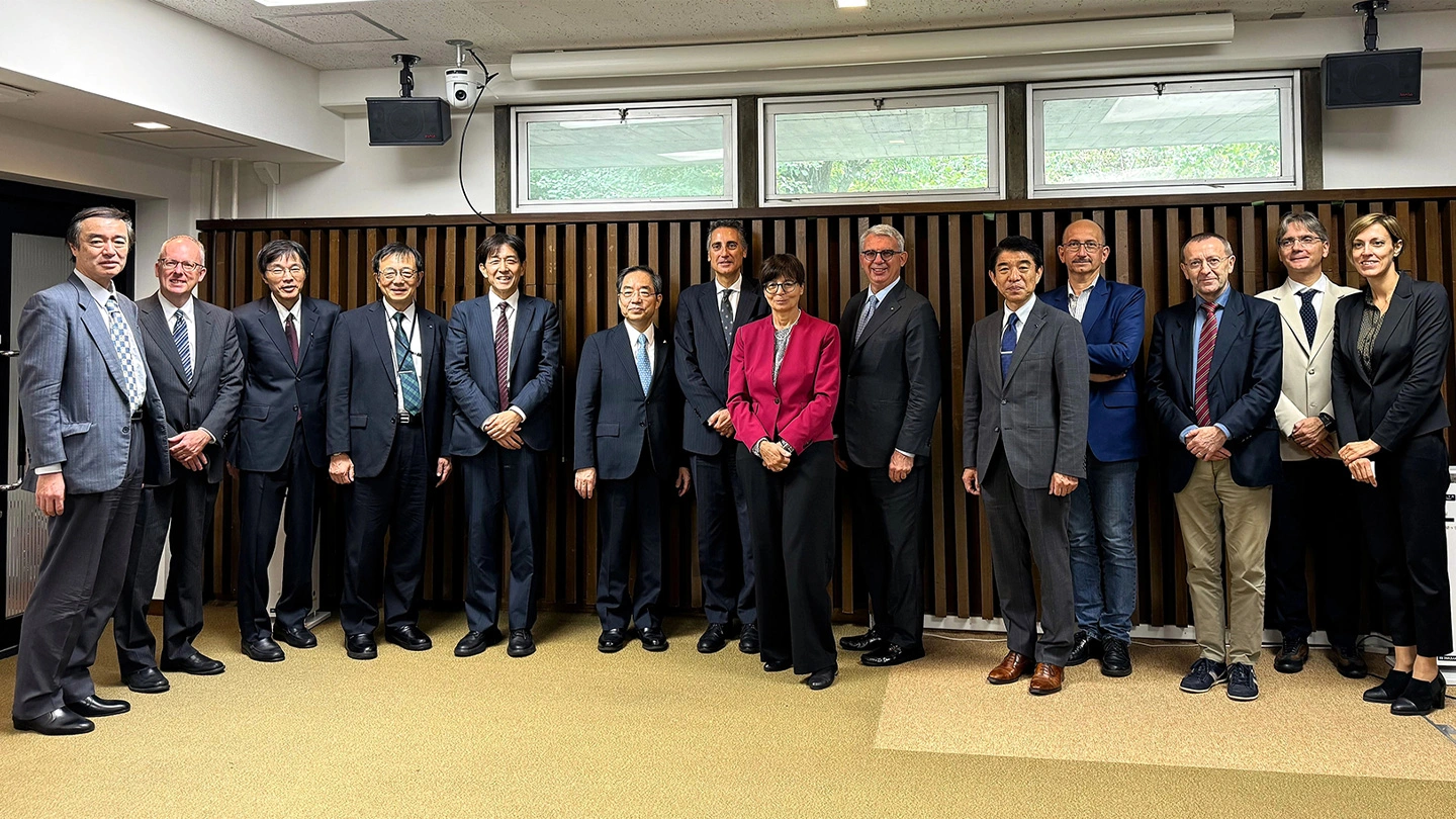 7e122db425d7d5d36fb9bafe7ecfb1