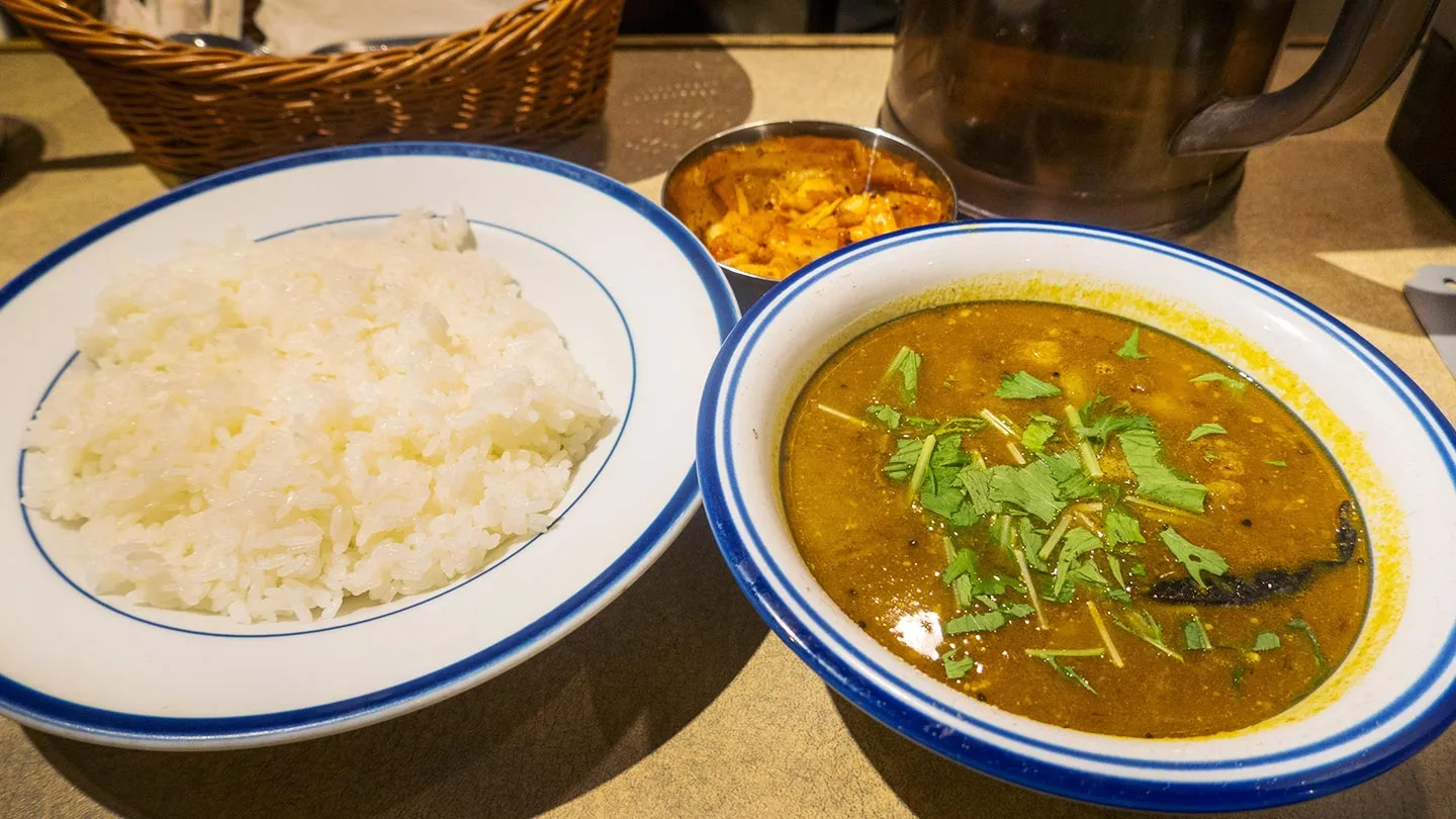 湯島キャンパス近くのインドカレー