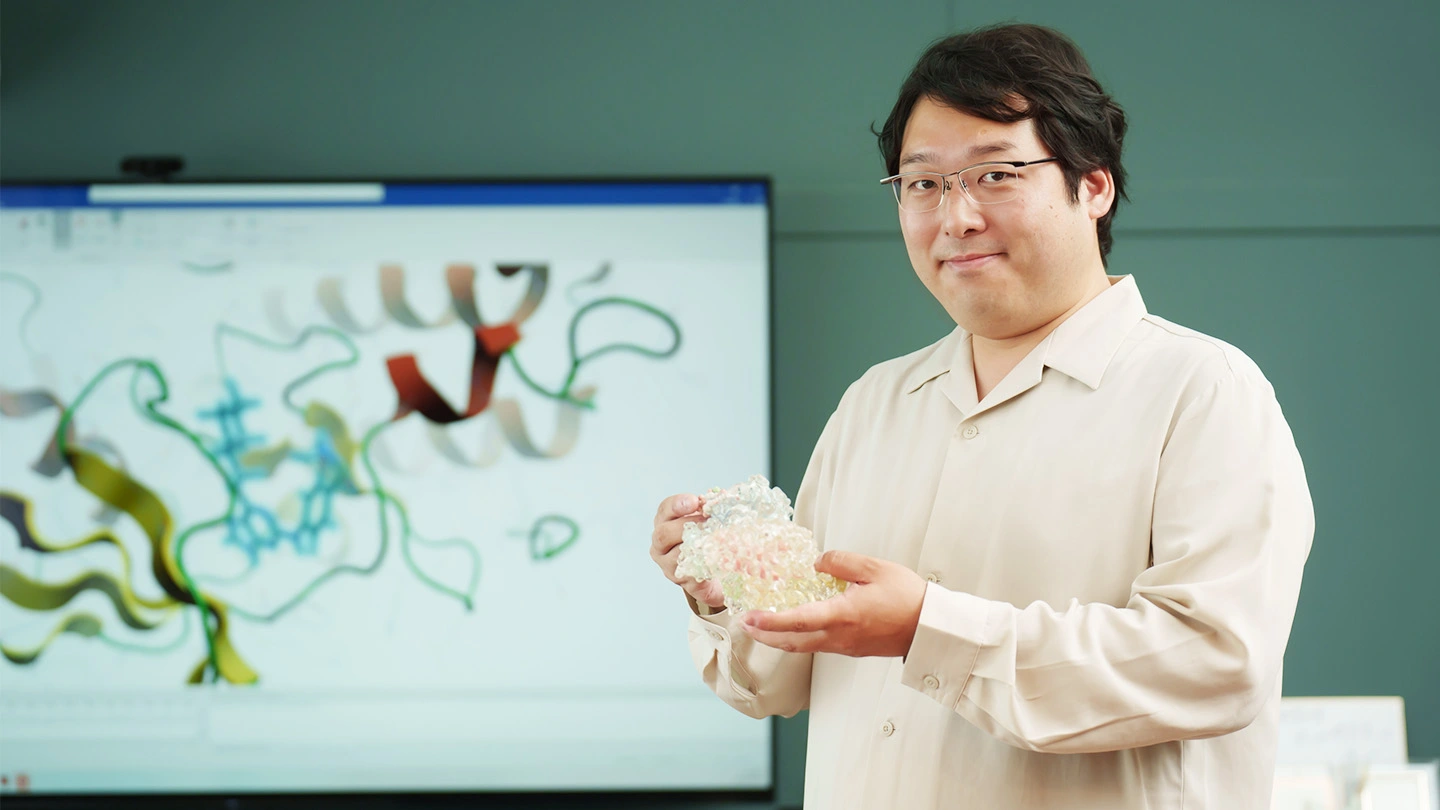 Portrait photography: Professor Masahito Ohue